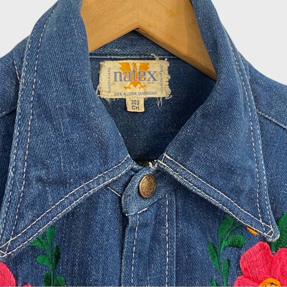 Vintage Natex Floral Embroidered Sanforized Cotton Denim Button Down Shirt Small - Picture 3 of 8
